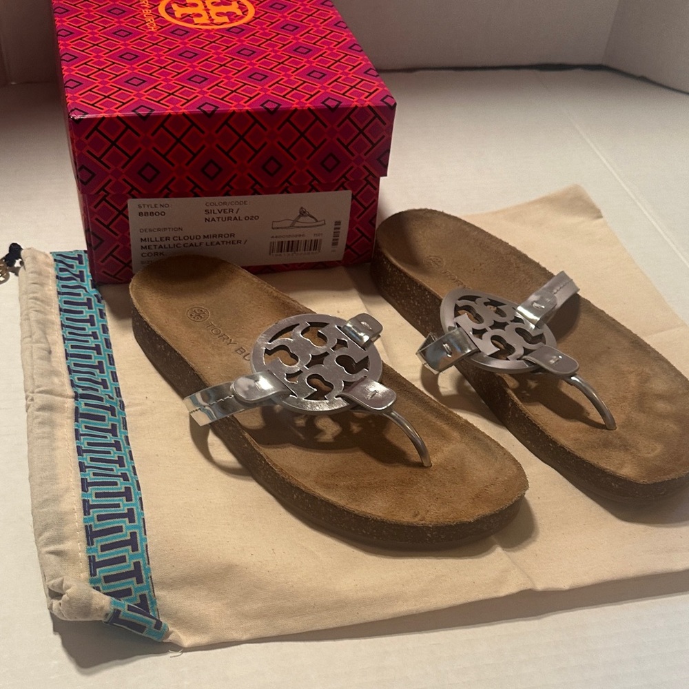 Tory Burch Cloud Mirror Silver Metallic, calf leather, cork sole sandal.  Sz 7.5